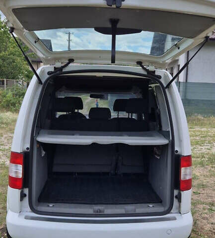 Білий Фольксваген Кадді, об'ємом двигуна 1.9 л та пробігом 290 тис. км за 6300 $, фото 6 на Automoto.ua