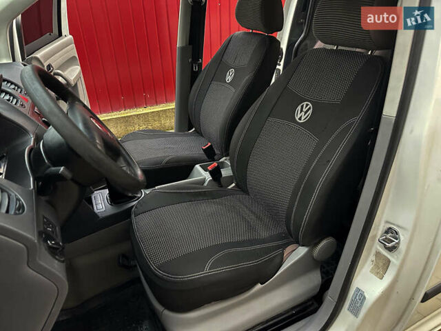 Белый Фольксваген Кадди, объемом двигателя 1.9 л и пробегом 360 тыс. км за 5200 $, фото 27 на Automoto.ua