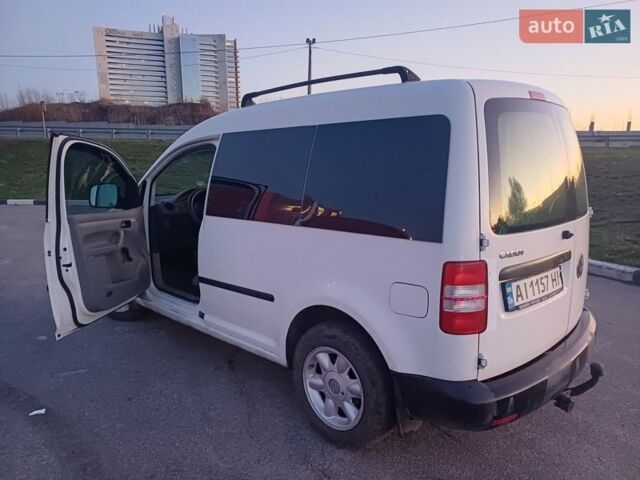 Белый Фольксваген Кадди, объемом двигателя 2 л и пробегом 350 тыс. км за 4999 $, фото 11 на Automoto.ua