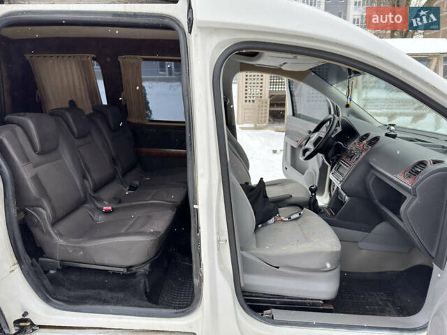 Белый Фольксваген Кадди, объемом двигателя 1.9 л и пробегом 413 тыс. км за 4999 $, фото 21 на Automoto.ua