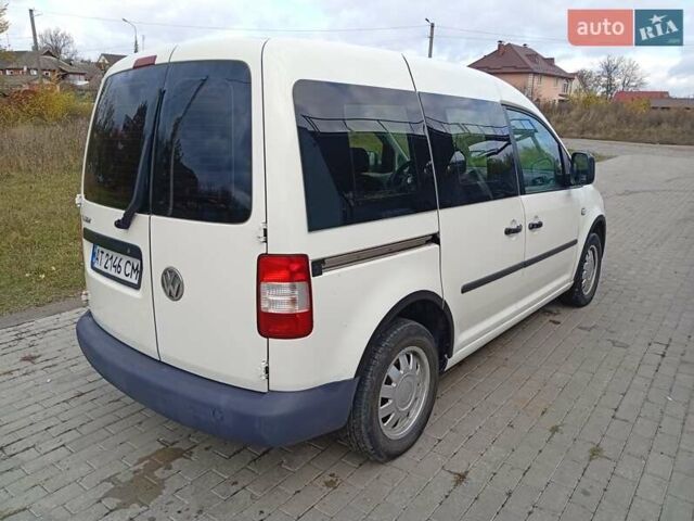 Белый Фольксваген Кадди, объемом двигателя 1.97 л и пробегом 296 тыс. км за 4850 $, фото 5 на Automoto.ua