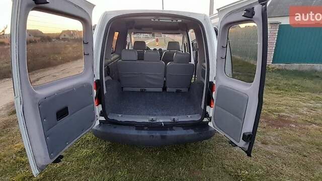 Білий Фольксваген Кадді, об'ємом двигуна 0 л та пробігом 350 тис. км за 4999 $, фото 7 на Automoto.ua