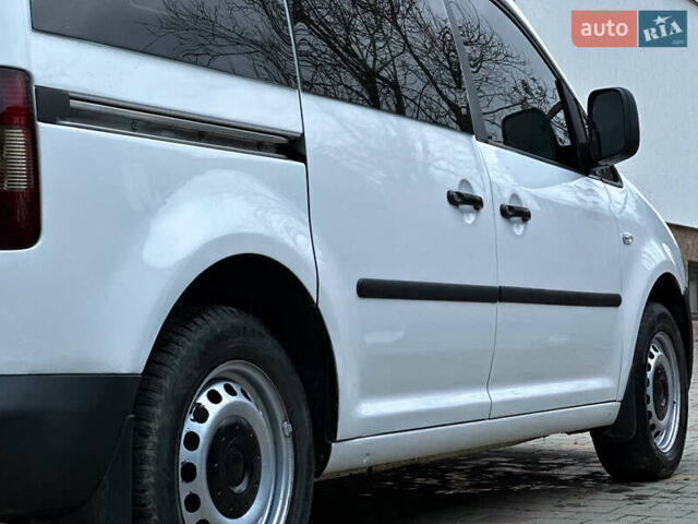 Белый Фольксваген Кадди, объемом двигателя 1.9 л и пробегом 360 тыс. км за 5200 $, фото 16 на Automoto.ua