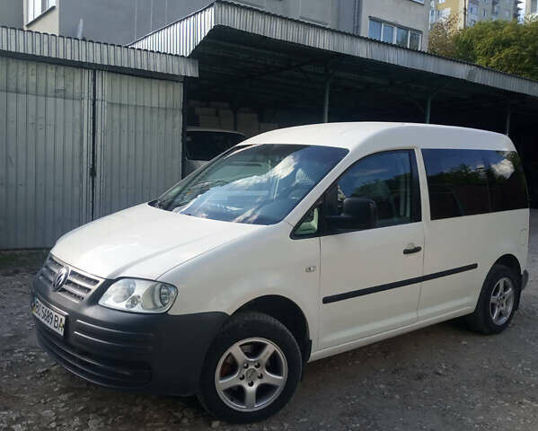 Белый Фольксваген Кадди, объемом двигателя 2 л и пробегом 362 тыс. км за 5200 $, фото 11 на Automoto.ua