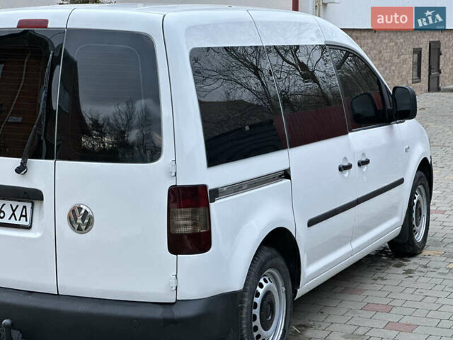 Белый Фольксваген Кадди, объемом двигателя 1.9 л и пробегом 360 тыс. км за 5200 $, фото 14 на Automoto.ua