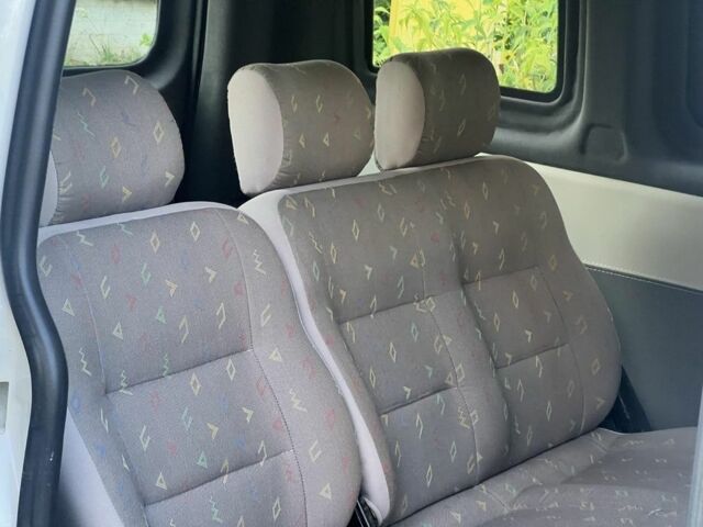 Белый Фольксваген Кадди, объемом двигателя 1.9 л и пробегом 284 тыс. км за 5350 $, фото 6 на Automoto.ua