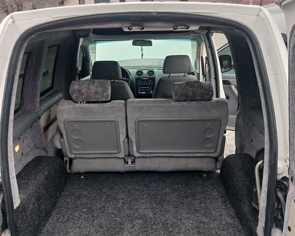 Білий Фольксваген Кадді, об'ємом двигуна 1.9 л та пробігом 310 тис. км за 5350 $, фото 24 на Automoto.ua