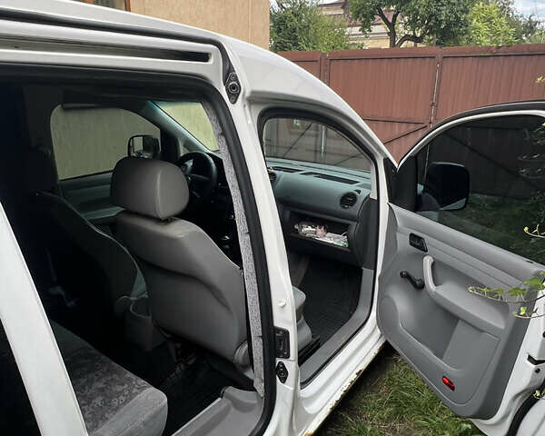 Білий Фольксваген Кадді, об'ємом двигуна 1.9 л та пробігом 310 тис. км за 4200 $, фото 9 на Automoto.ua