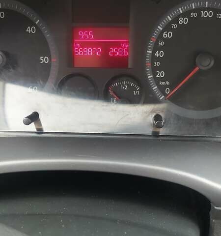 Білий Фольксваген Кадді, об'ємом двигуна 2 л та пробігом 570 тис. км за 4500 $, фото 2 на Automoto.ua