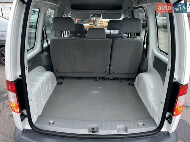 Білий Фольксваген Кадді, об'ємом двигуна 1.39 л та пробігом 219 тис. км за 5800 $, фото 8 на Automoto.ua