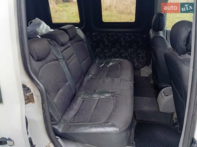 Белый Фольксваген Кадди, объемом двигателя 1.97 л и пробегом 296 тыс. км за 4850 $, фото 11 на Automoto.ua