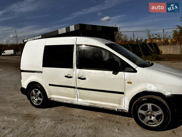 Білий Фольксваген Кадді, об'ємом двигуна 1.97 л та пробігом 250 тис. км за 4000 $, фото 6 на Automoto.ua