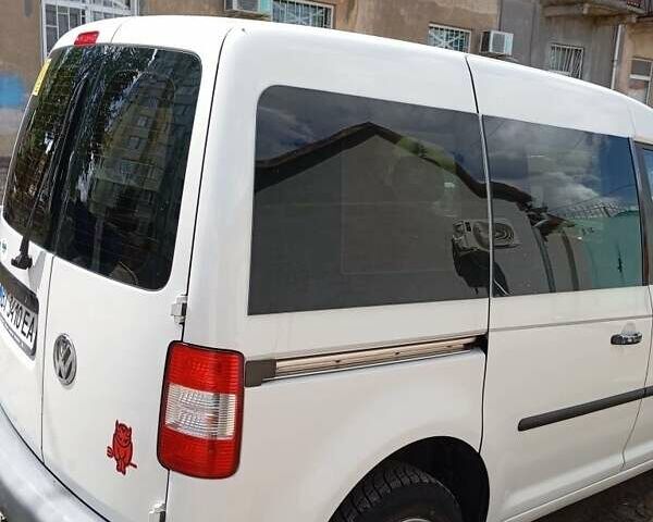 Білий Фольксваген Кадді, об'ємом двигуна 2 л та пробігом 232 тис. км за 6000 $, фото 3 на Automoto.ua