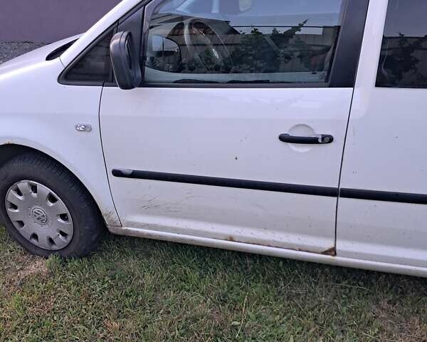 Білий Фольксваген Кадді, об'ємом двигуна 1.9 л та пробігом 420 тис. км за 4450 $, фото 6 на Automoto.ua