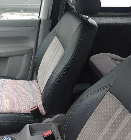 Білий Фольксваген Кадді, об'ємом двигуна 1.9 л та пробігом 277 тис. км за 3800 $, фото 5 на Automoto.ua