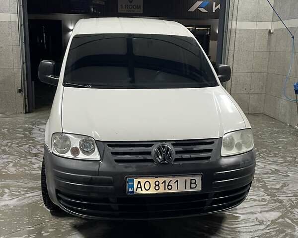 Белый Фольксваген Кадди, объемом двигателя 1.9 л и пробегом 258 тыс. км за 5800 $, фото 1 на Automoto.ua