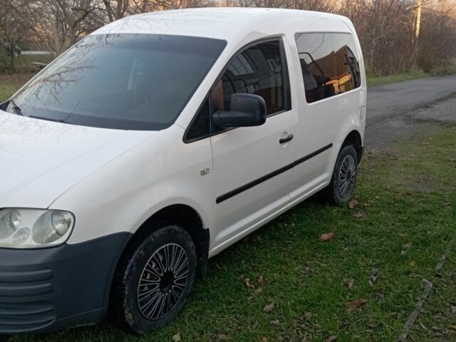 Белый Фольксваген Кадди, объемом двигателя 1.4 л и пробегом 274 тыс. км за 3700 $, фото 6 на Automoto.ua