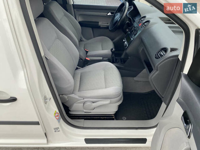 Білий Фольксваген Кадді, об'ємом двигуна 1.9 л та пробігом 245 тис. км за 5800 $, фото 17 на Automoto.ua