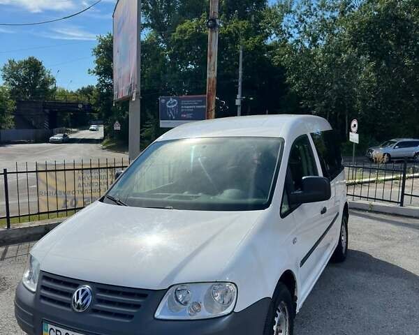 Белый Фольксваген Кадди, объемом двигателя 2 л и пробегом 255 тыс. км за 5500 $, фото 1 на Automoto.ua