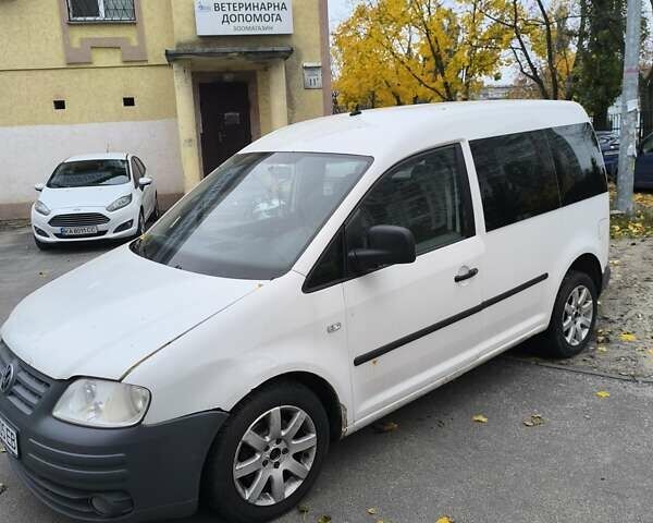 Белый Фольксваген Кадди, объемом двигателя 1.98 л и пробегом 332 тыс. км за 4000 $, фото 10 на Automoto.ua