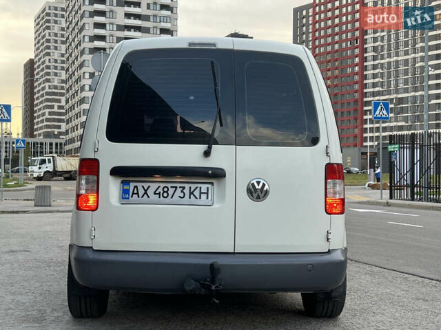 Белый Фольксваген Кадди, объемом двигателя 2 л и пробегом 225 тыс. км за 4950 $, фото 14 на Automoto.ua