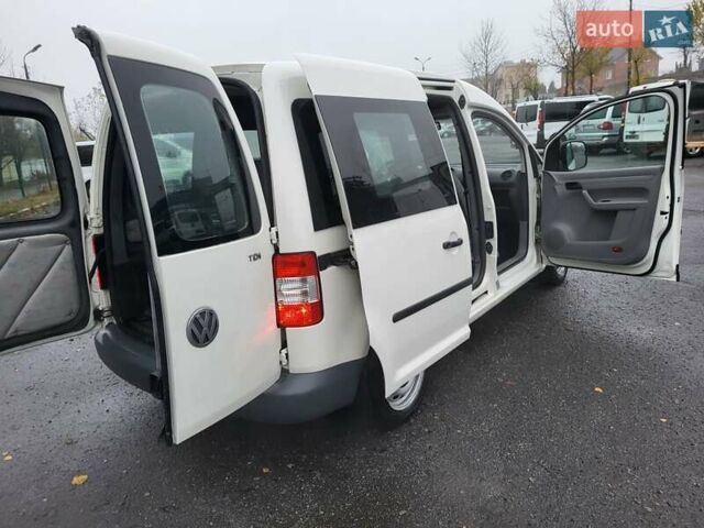 Белый Фольксваген Кадди, объемом двигателя 1.9 л и пробегом 226 тыс. км за 6600 $, фото 53 на Automoto.ua