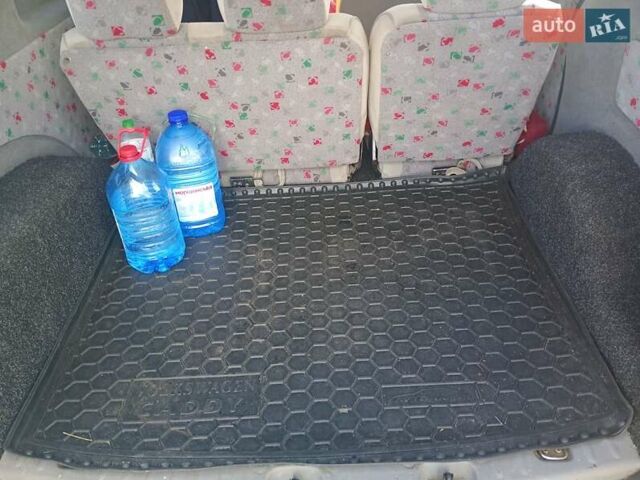 Белый Фольксваген Кадди, объемом двигателя 1.97 л и пробегом 159 тыс. км за 6000 $, фото 14 на Automoto.ua