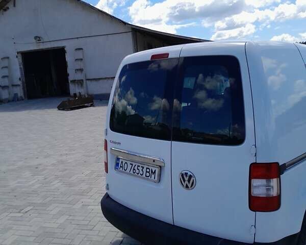 Білий Фольксваген Кадді, об'ємом двигуна 1.97 л та пробігом 274 тис. км за 5900 $, фото 2 на Automoto.ua