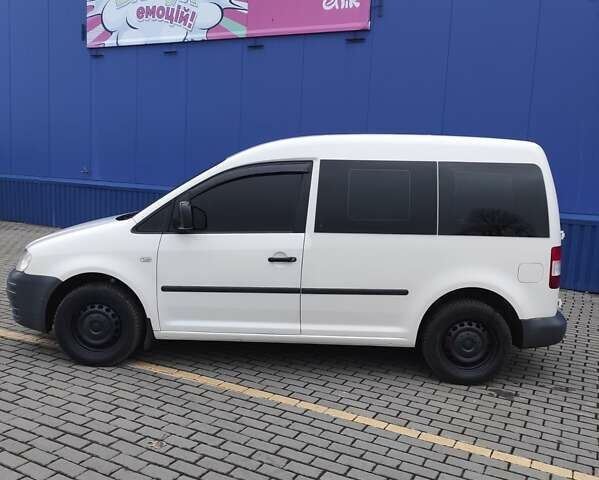 Білий Фольксваген Кадді, об'ємом двигуна 2 л та пробігом 335 тис. км за 6900 $, фото 17 на Automoto.ua