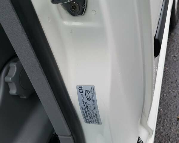 Белый Фольксваген Кадди, объемом двигателя 1.9 л и пробегом 226 тыс. км за 6600 $, фото 70 на Automoto.ua