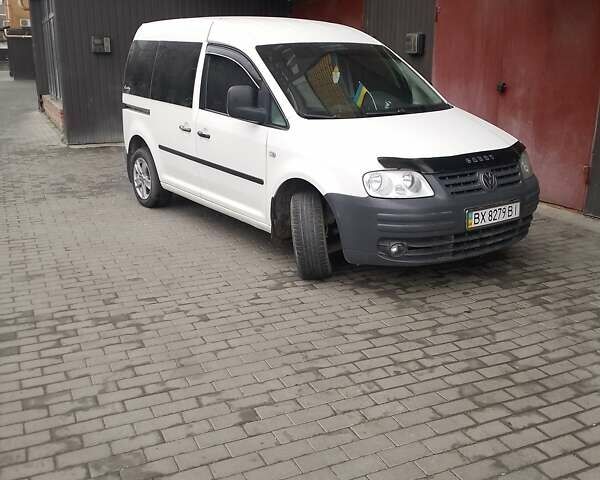 Белый Фольксваген Кадди, объемом двигателя 1.9 л и пробегом 322 тыс. км за 5600 $, фото 9 на Automoto.ua