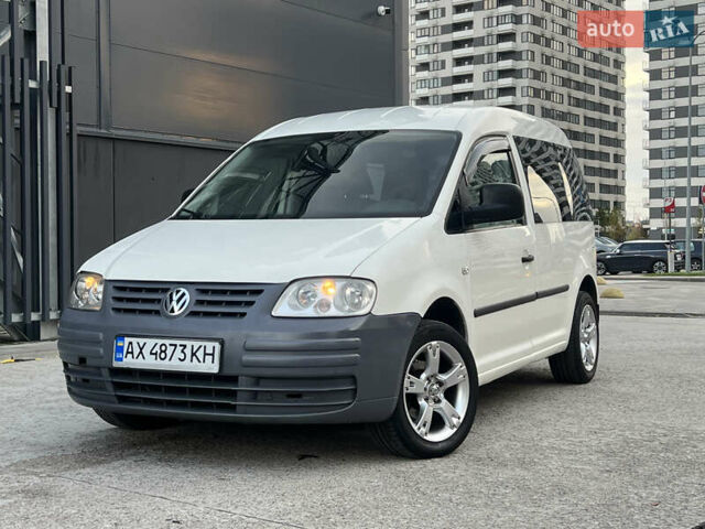 Белый Фольксваген Кадди, объемом двигателя 2 л и пробегом 225 тыс. км за 4950 $, фото 8 на Automoto.ua