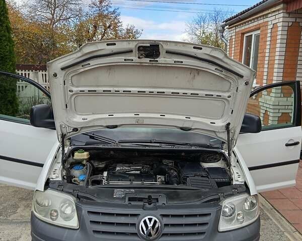 Белый Фольксваген Кадди, объемом двигателя 2 л и пробегом 220 тыс. км за 6200 $, фото 8 на Automoto.ua