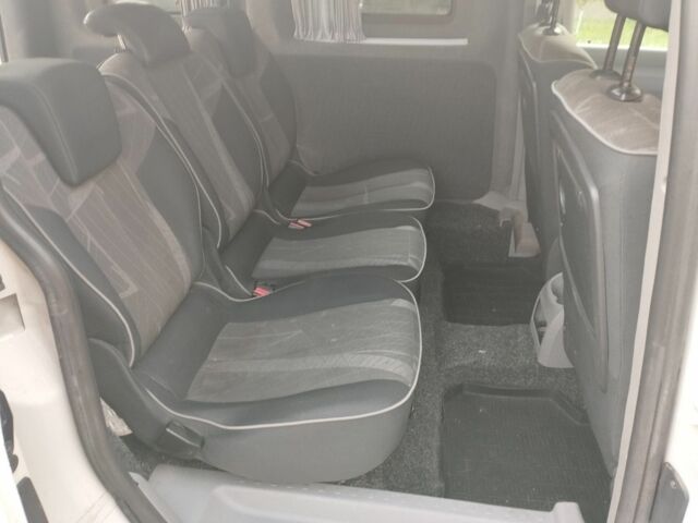 Белый Фольксваген Кадди, объемом двигателя 2 л и пробегом 257 тыс. км за 4500 $, фото 14 на Automoto.ua