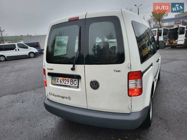 Белый Фольксваген Кадди, объемом двигателя 1.9 л и пробегом 226 тыс. км за 6600 $, фото 21 на Automoto.ua