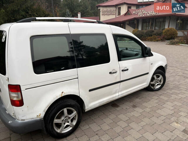 Белый Фольксваген Кадди, объемом двигателя 1.9 л и пробегом 423 тыс. км за 3999 $, фото 2 на Automoto.ua