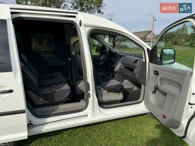 Белый Фольксваген Кадди, объемом двигателя 1.9 л и пробегом 362 тыс. км за 6750 $, фото 10 на Automoto.ua