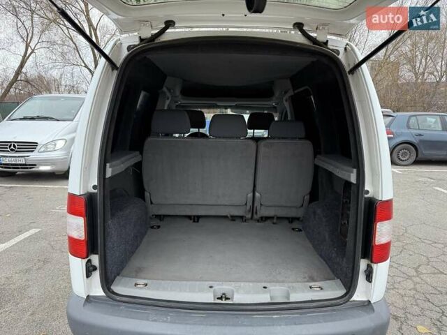 Белый Фольксваген Кадди, объемом двигателя 1.9 л и пробегом 346 тыс. км за 5200 $, фото 24 на Automoto.ua