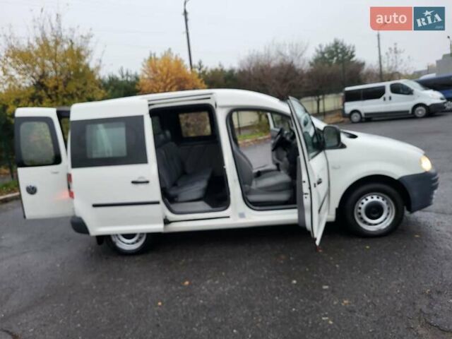 Белый Фольксваген Кадди, объемом двигателя 1.9 л и пробегом 226 тыс. км за 6600 $, фото 55 на Automoto.ua