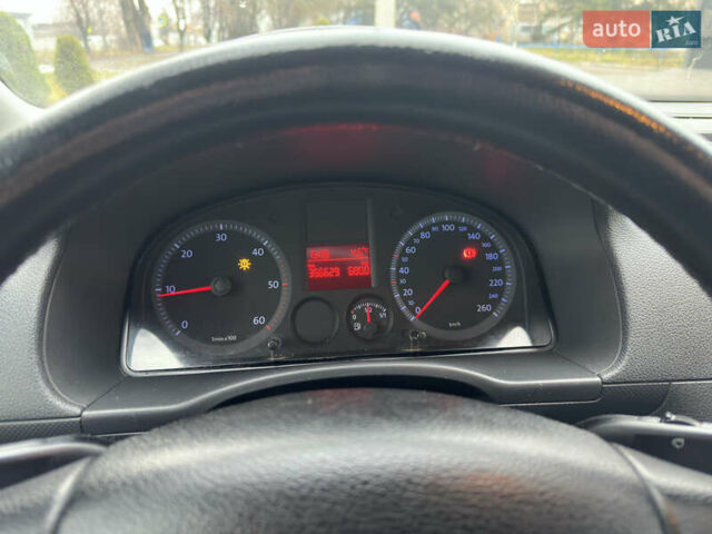 Белый Фольксваген Кадди, объемом двигателя 1.97 л и пробегом 356 тыс. км за 4150 $, фото 19 на Automoto.ua