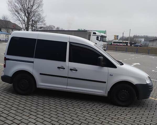 Білий Фольксваген Кадді, об'ємом двигуна 2 л та пробігом 335 тис. км за 6900 $, фото 19 на Automoto.ua