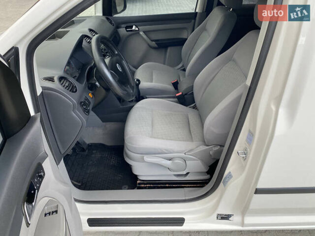 Білий Фольксваген Кадді, об'ємом двигуна 1.9 л та пробігом 245 тис. км за 5800 $, фото 15 на Automoto.ua