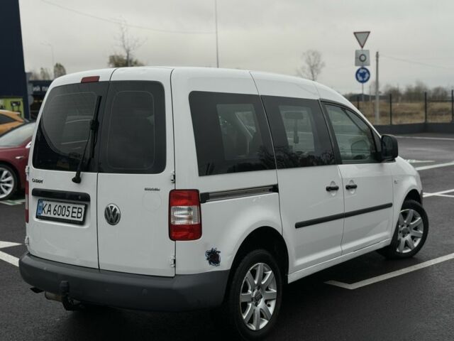 Белый Фольксваген Кадди, объемом двигателя 2 л и пробегом 300 тыс. км за 4950 $, фото 10 на Automoto.ua