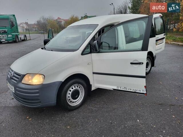 Белый Фольксваген Кадди, объемом двигателя 1.9 л и пробегом 226 тыс. км за 6600 $, фото 47 на Automoto.ua