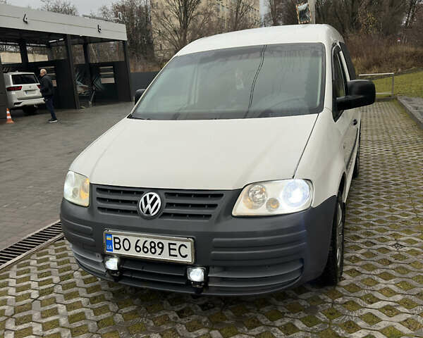 Белый Фольксваген Кадди, объемом двигателя 1.97 л и пробегом 356 тыс. км за 4150 $, фото 2 на Automoto.ua
