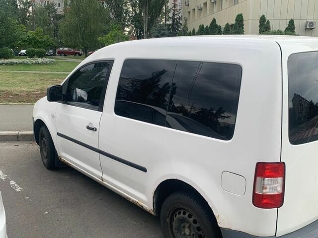 Білий Фольксваген Кадді, об'ємом двигуна 2 л та пробігом 428 тис. км за 4900 $, фото 2 на Automoto.ua