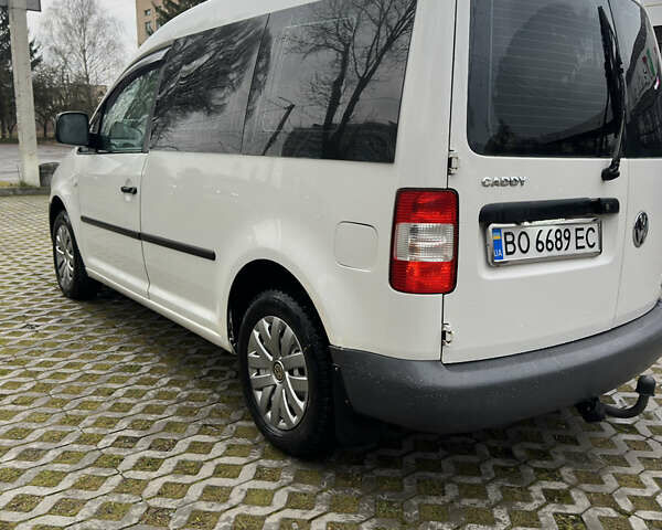 Белый Фольксваген Кадди, объемом двигателя 1.97 л и пробегом 356 тыс. км за 4150 $, фото 6 на Automoto.ua