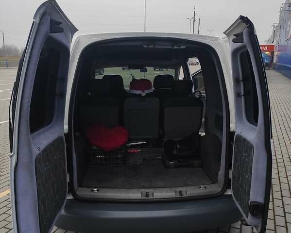 Білий Фольксваген Кадді, об'ємом двигуна 2 л та пробігом 335 тис. км за 6900 $, фото 22 на Automoto.ua