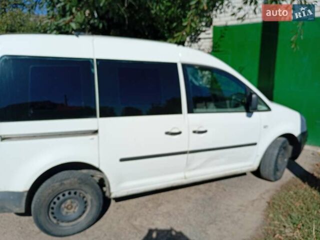 Білий Фольксваген Кадді, об'ємом двигуна 1.98 л та пробігом 267 тис. км за 5200 $, фото 1 на Automoto.ua
