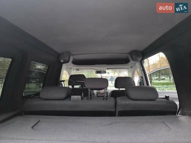 Белый Фольксваген Кадди, объемом двигателя 1.9 л и пробегом 321 тыс. км за 5500 $, фото 11 на Automoto.ua